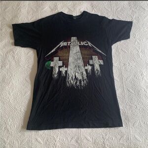 Metallica Master Of Puppets Graphic Tee - Men's Band Shirt